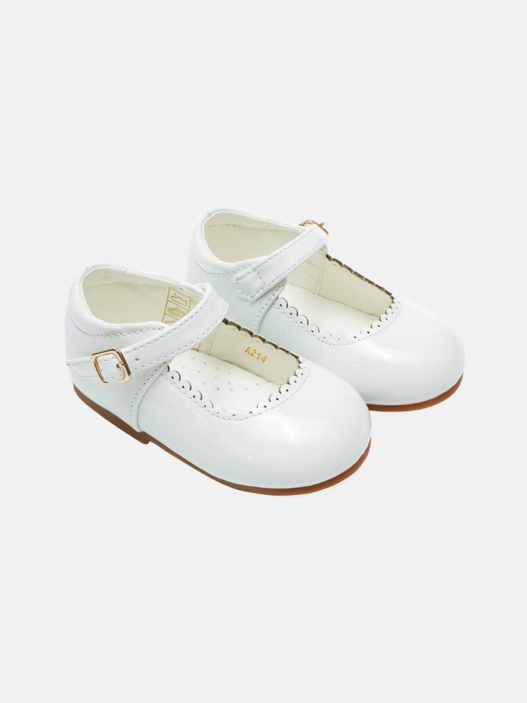 Baby Girl Buckle Strap Scallop Shoes TIA Collection - White