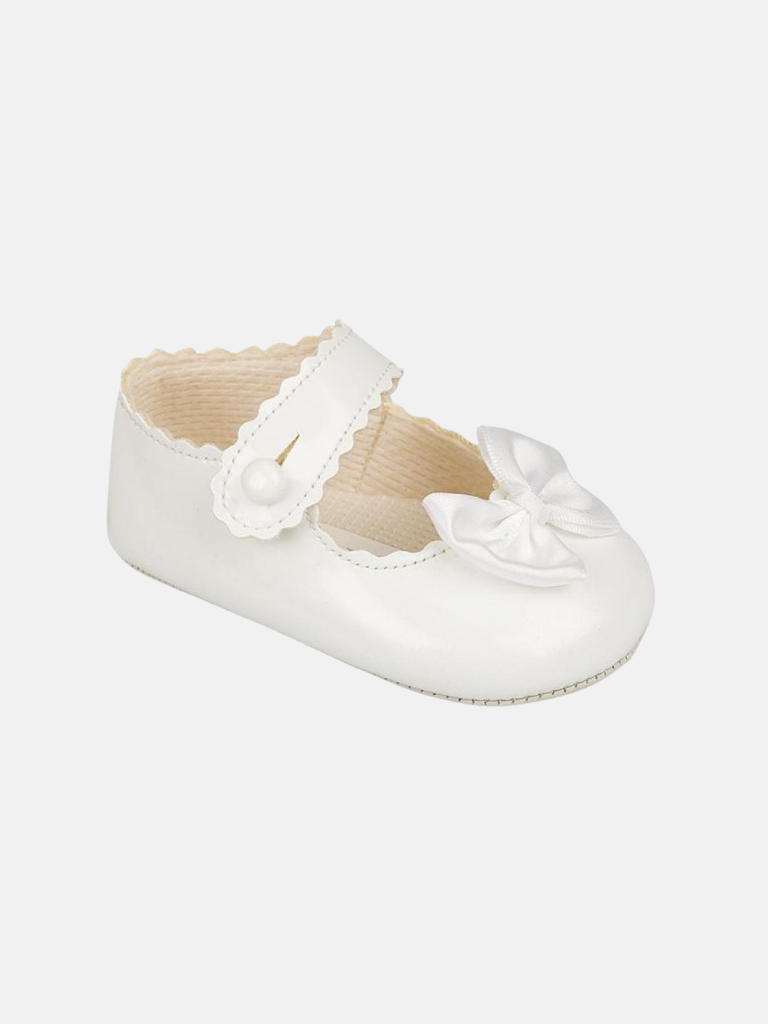 Baypods Girls Soft Soled Shoe with Bow-White