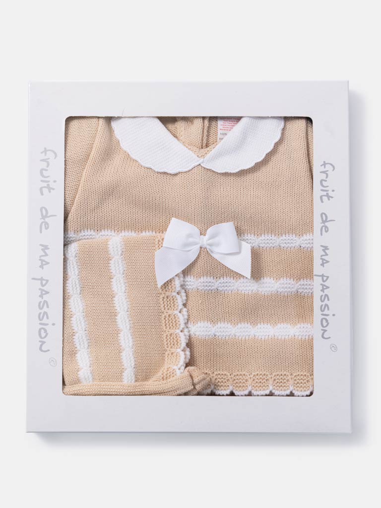 Baby Girl 3-piece Scallop Line Knitted Gift Box Set- Beige